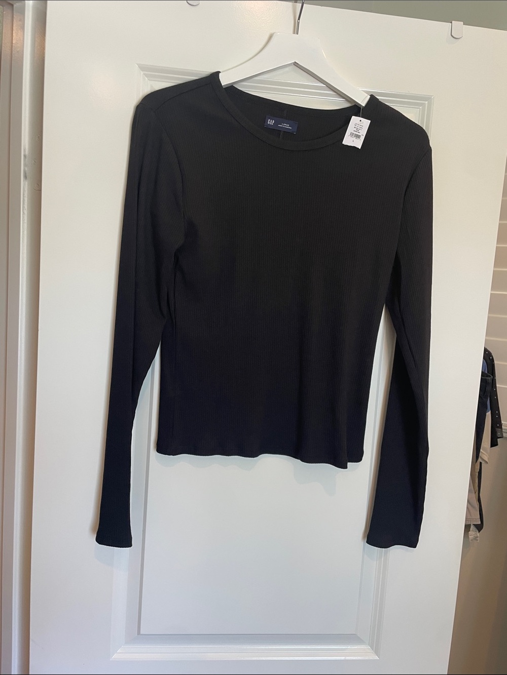GAP Black Ribbed Long-Sleeve Crewneck Top